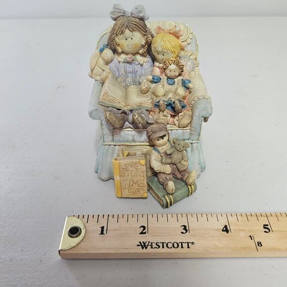 Heart Tugs San Francisco Music Box Company "My Favorite Things" Music Box - Picture 7 of 7